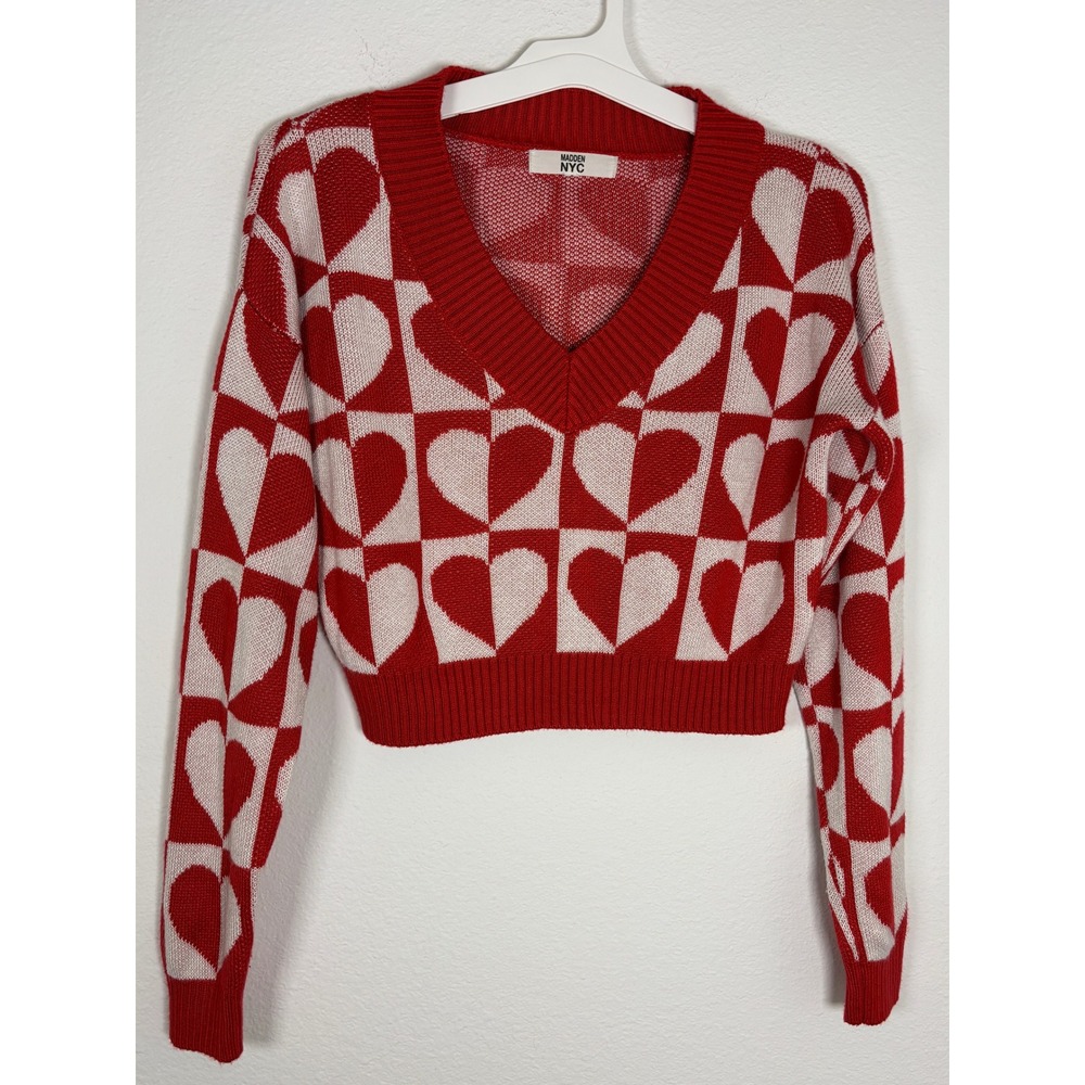 Madden NYC Red White Checkered Heart Cropped V-Neck Sweater Small